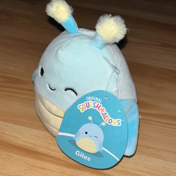 Squishmallows Giles the Cricket! Grasshopper BNWT 5” - Picture 2 of 5